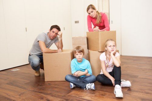Moving student belongings from a shared house in Beddington with practical access support